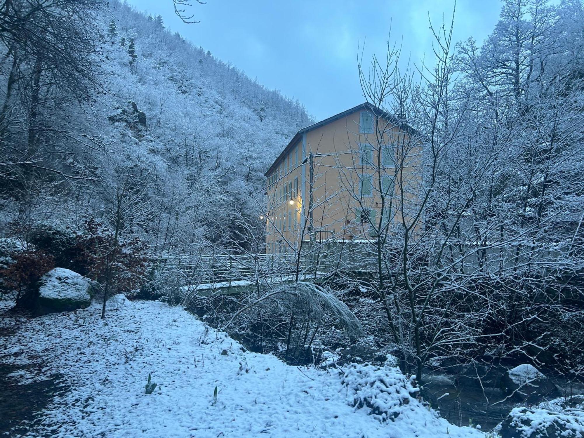 Notre-Dame D'Escouloubre Sources D'Eaux Chaudes Privees Et Sauna Kültér fotó